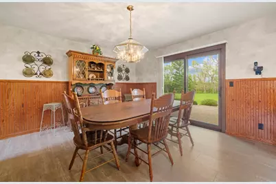 2600 East Ct, Belvidere, IL 61008 - Photo 17