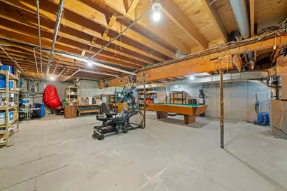 2600 East Ct, Belvidere, IL 61008 - Photo 39