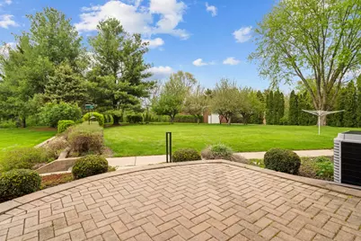 2600 East Ct, Belvidere, IL 61008 - Photo 47