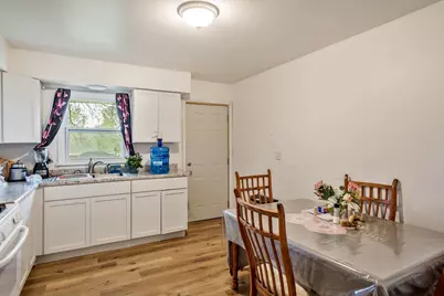 422 S Henrietta Avenue, Rockford, IL 61102 - Photo 19