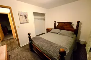 422 S Henrietta Ave, Rockford, IL 61102 - Photo 11