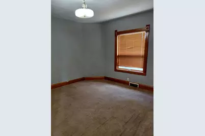 705 W Main, Warren, IL 61087 - Photo 7