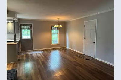 253 Park Crest Dr, Freeport, IL 61032 - Photo 23