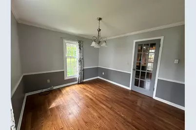 253 Park Crest Dr, Freeport, IL 61032 - Photo 15