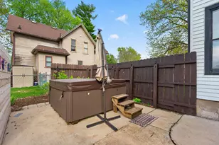 525 W Hurlbut Ave, Belvidere, IL 61008 - Photo 31