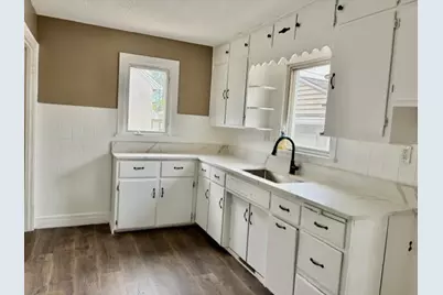 325 W 3rd Street, Spring Valley, IL 61362 - Photo 5