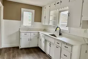 325 W 3rd St, Spring Valley, IL 61362 - Photo 5