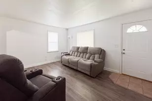 901 Kingsley Dr, Machesney Park, IL 61115 - Photo 5