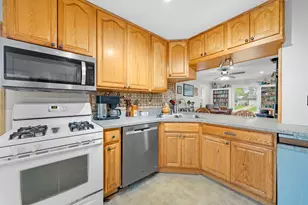205 E Brayton Rd, Mount Morris, IL 61054 - Photo 7