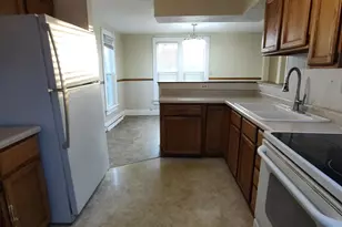 715 E 3rd St, Belvidere, IL 61008 - Photo 19