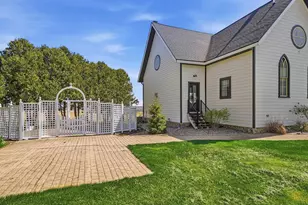 6603 W Council Hill Rd, Scales Mound, IL 61075 - Photo 7