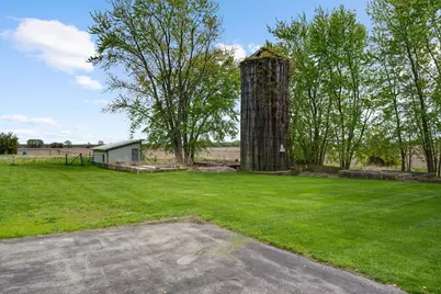 8162 S Perryville Road, Cherry Valley, IL 61016 - Photo 27