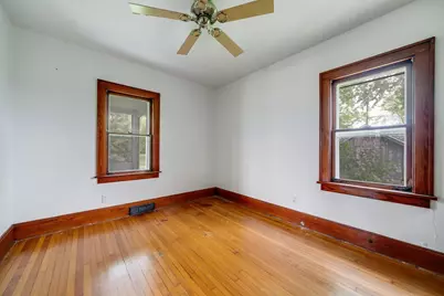 8162 S Perryville Road, Cherry Valley, IL 61016 - Photo 15