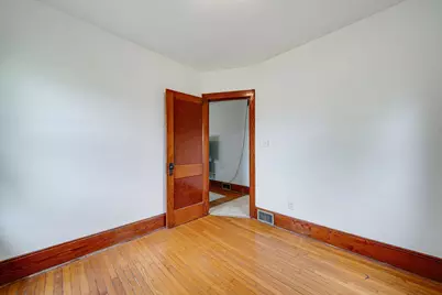 8162 S Perryville Road, Cherry Valley, IL 61016 - Photo 17