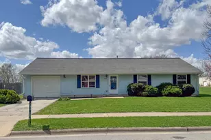 2402 Rockwell St, Rockford, IL 61101 - Photo 1