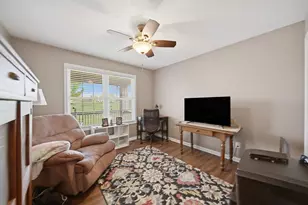 723 Yingling Dr, Dixon, IL 61021 - Photo 11