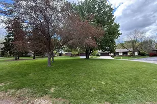 1438 Ramsey Close, Rockford, IL 61107 - Photo 7