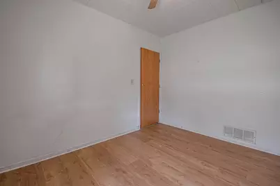 2012 17th Avenue, Rockford, IL 61104 - Photo 15