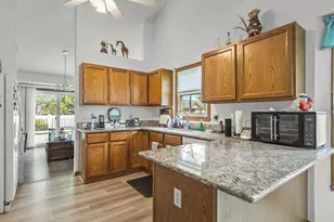 7396 Countryshire Ln, Rockford, IL 61107 - Photo 11