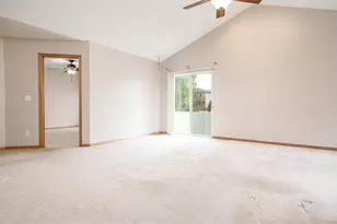 12014 Baneberry Dr, Roscoe, IL 61073 - Photo 9