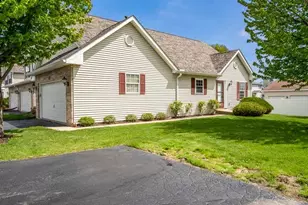 12014 Baneberry Dr, Roscoe, IL 61073 - Photo 3