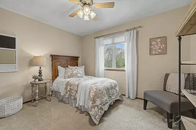 1807 Sierra Court, Freeport, IL 61032 - Photo 15