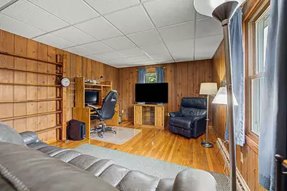 1334 S Blackhawk Avenue, Freeport, IL 61032 - Photo 15