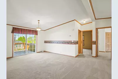 8438 Hickory Tree Drive, Machesney Park, IL 61115 - Photo 9