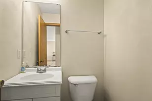 3835 Linden Rd, Rockford, IL 61109 - Photo 17