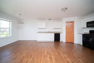 1581 Parkside Dr, Belvidere, IL 61008 - Photo 9