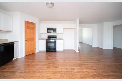 1581 Parkside Drive, Belvidere, IL 61008 - Photo 7