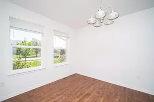 1581 Parkside Dr, Belvidere, IL 61008 - Photo 3