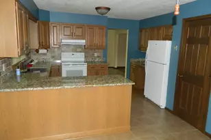 5933 Creekside Ln, Rockford, IL 61114 - Photo 5