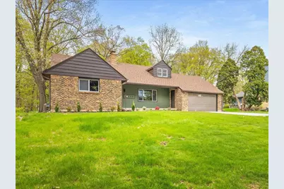 4708 Edgewood Hills, Rockford, IL 61108 - Photo 3