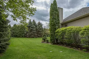 5335 Parliament Pl, Rockford, IL 61107 - Photo 41