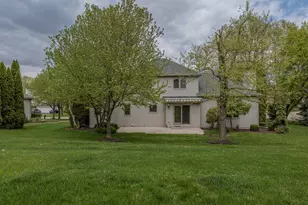 5335 Parliament Pl, Rockford, IL 61107 - Photo 35