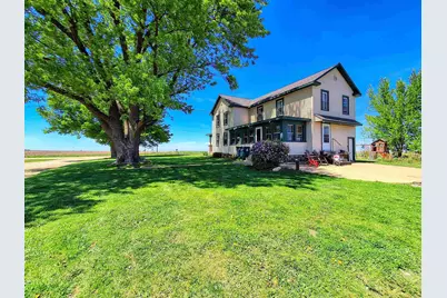10489 Maple Grove Road, Lanark, IL 61046 - Photo 5
