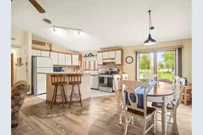 210 Lake Summerset Road, Lake Summerset, IL 61019 - Photo 15
