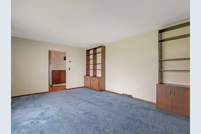 6838 Squaw Prairie Road, Belvidere, IL 61008 - Photo 9