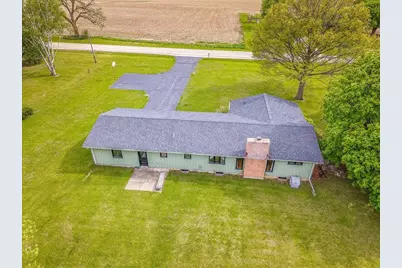 6838 Squaw Prairie Road, Belvidere, IL 61008 - Photo 35