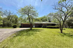 3620 Valerie Rd, Roscoe, IL 61073 - Photo 1