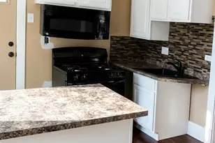 2304 17th Ave, Rockford, IL 61104 - Photo 31