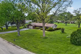4888 Sudbury Ln, Rockford, IL 61101 - Photo 71