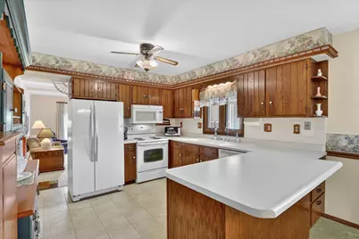 4888 Sudbury Lane, Rockford, IL 61101 - Photo 17