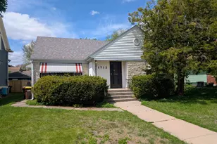 1712 Oxford St, Rockford, IL 61103 - Photo 1