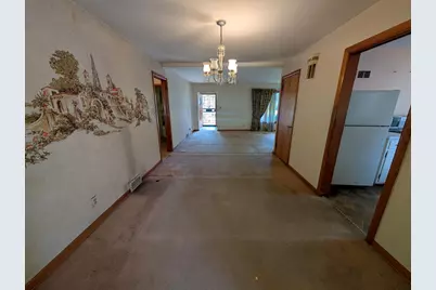 1712 Oxford Street, Rockford, IL 61103 - Photo 5