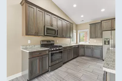6229 Parks Edge Drive, Loves Park, IL 61111 - Photo 13