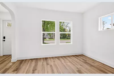 2031 Ridge Avenue, Rockford, IL 61103 - Photo 9