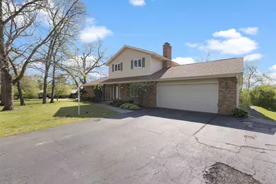 8642 Summerset Drive, Belvidere, IL 61008 - Photo 3