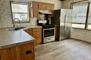 2705 St Vincents Unit #2 Ave, Lasalle, IL 61301 - Photo 9